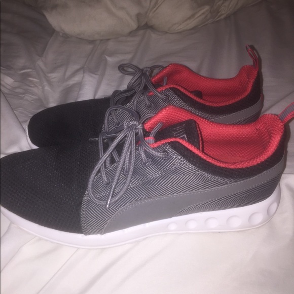 Puma Shoes - Picture 2 of 6